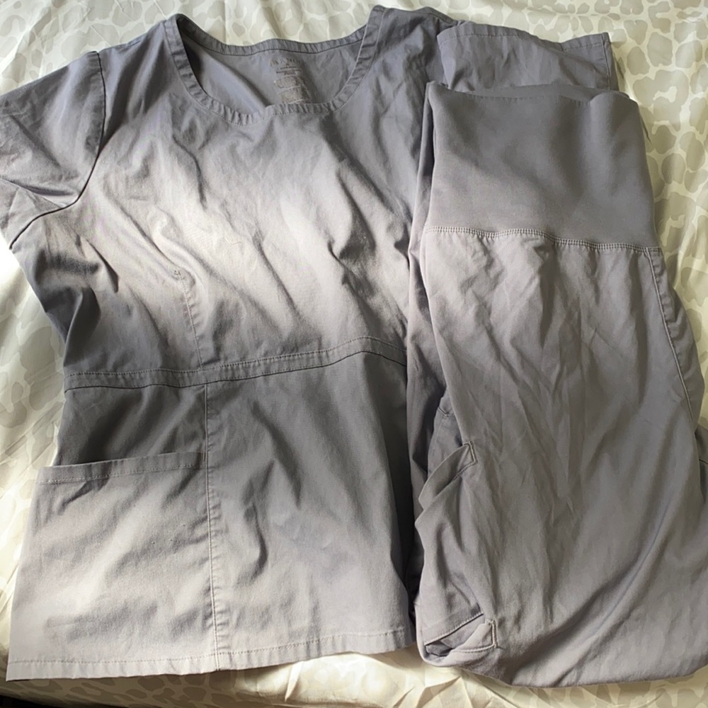 Jaanuu Grey Scrub Set
